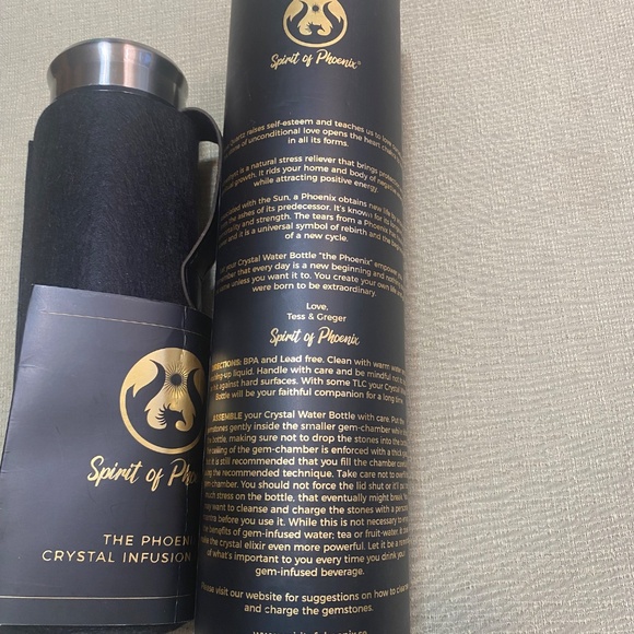 Spirit of Phoenix Bottle for Water, Coffee and Fruit Water - Picture 9 of 14